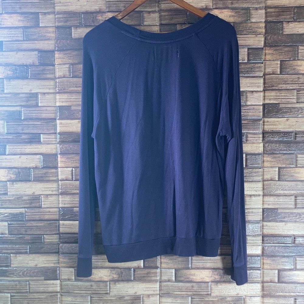 Be Love - Women's Navy Crew Neck soft Sweatshirt - Picture 2 of 11